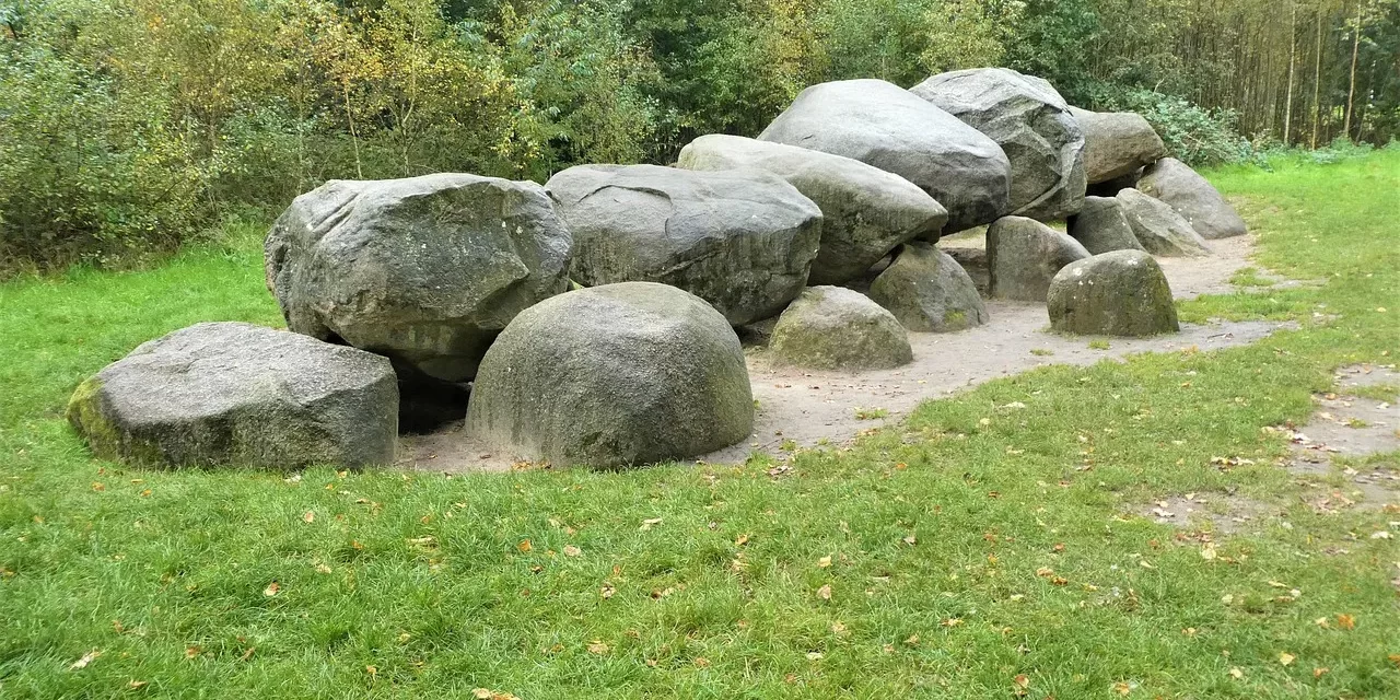 ⛓️ MAN IS CONFINED WITHIN HIS OWN GRAVE: AWAKENING FROM MISPLACED FAITH | MASTER WOO MYUNG | SANTA CLARA MEDITATION